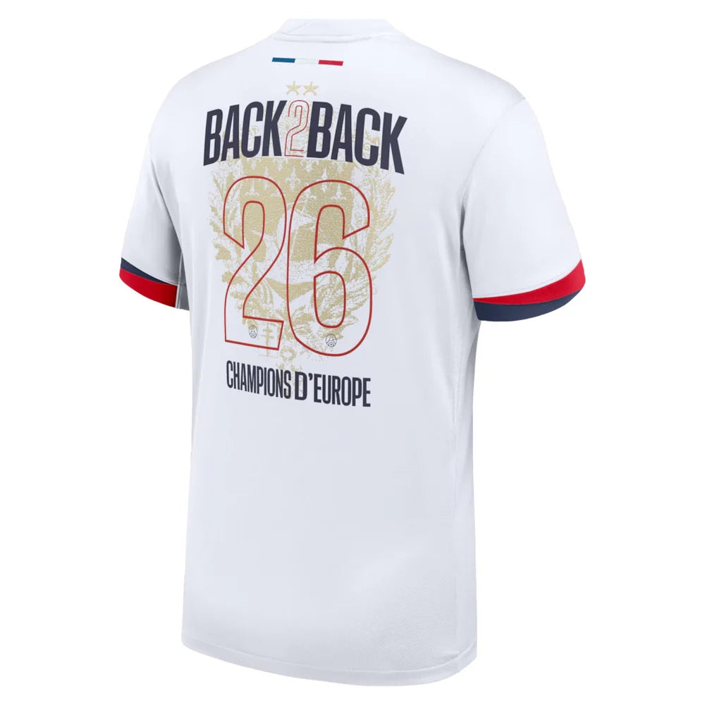 PSG - 2 ÉTOILES BACK TO BACK CHAMPIONS D'EUROPE 25/26 - BLANC (EXTÉRIEUR)